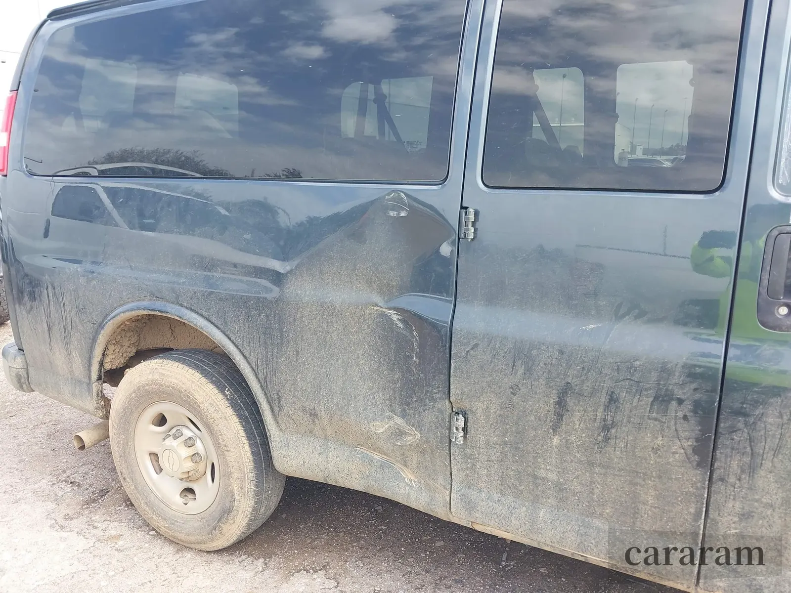 2020 Chevrolet Express Passenger LT