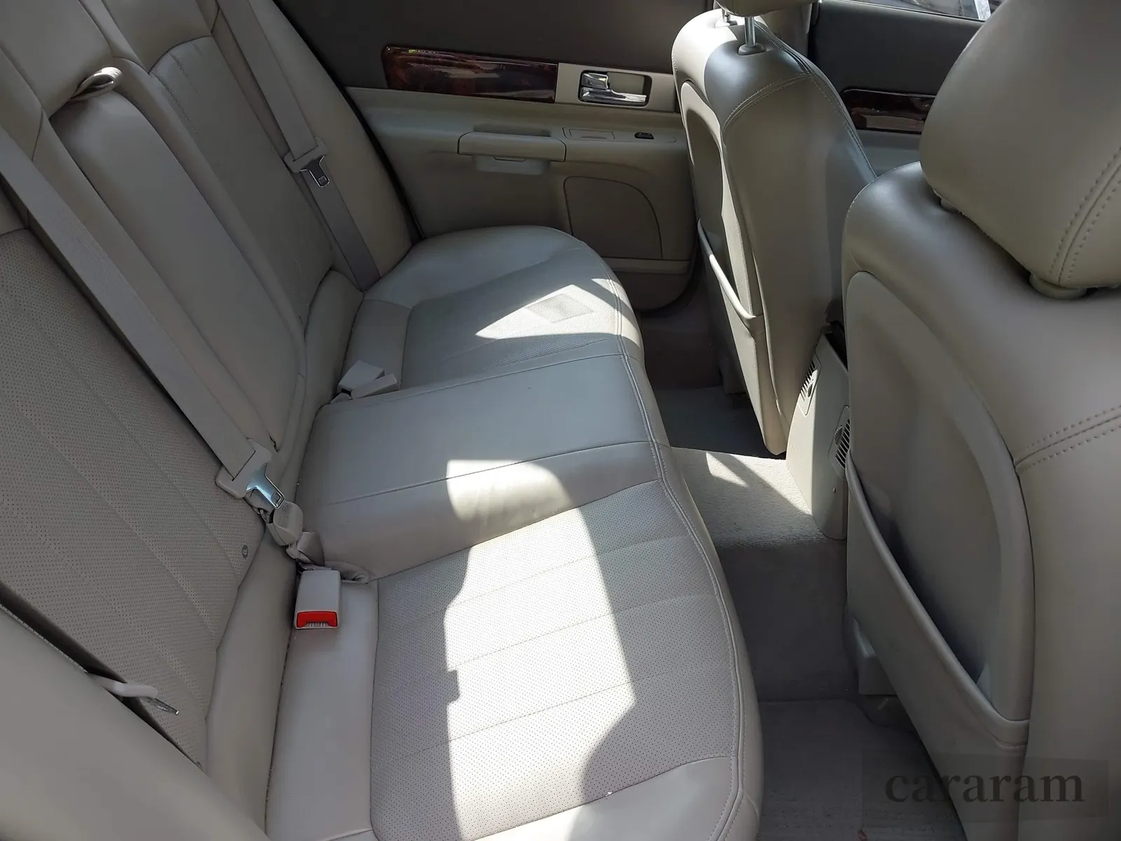 2004 Lincoln LS Luxury