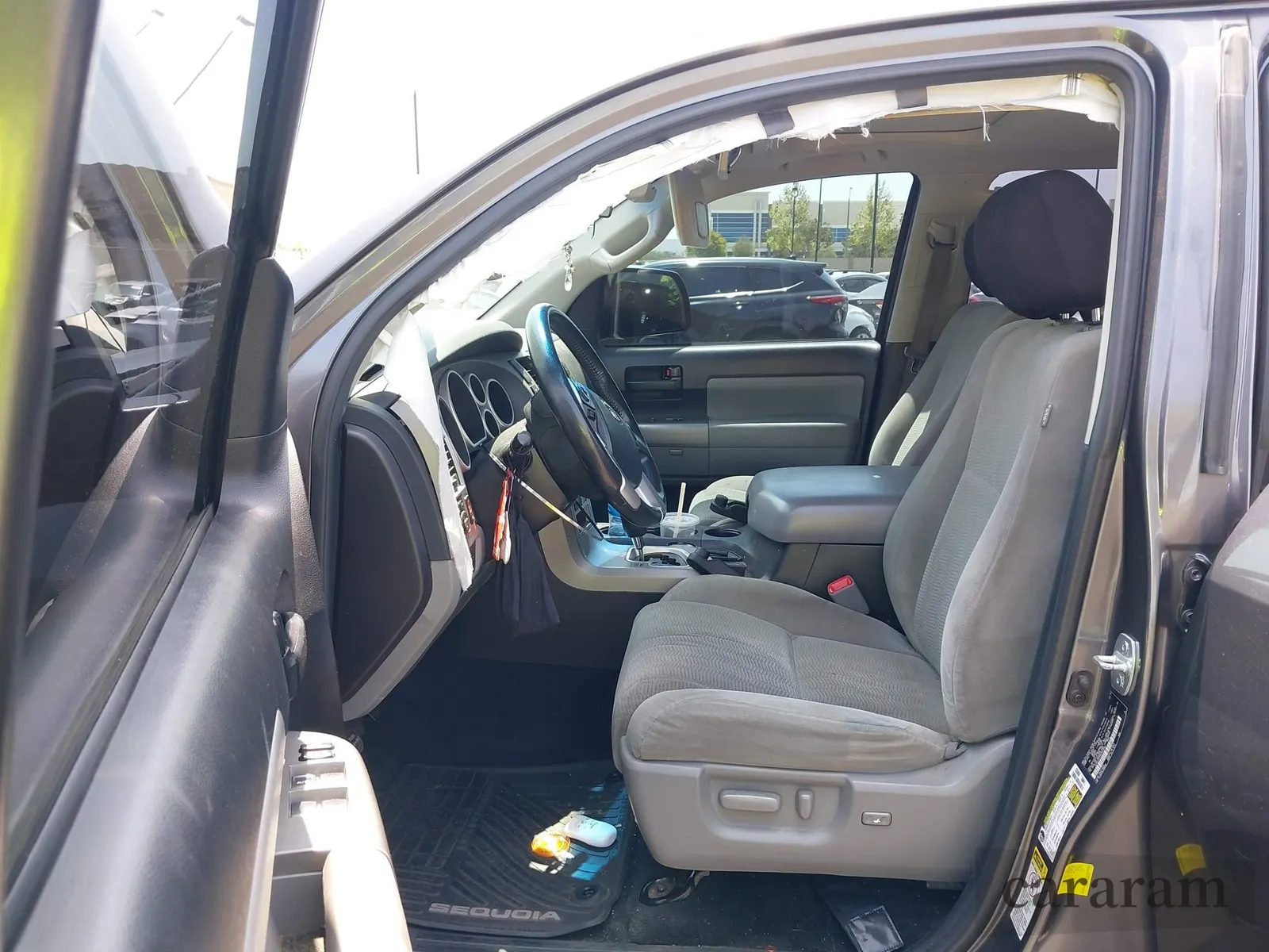2016 Toyota Sequoia SR5