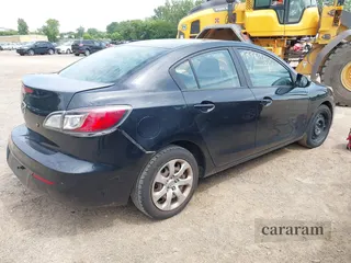 2013 Mazda 3 i SV