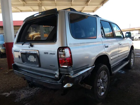 2002 Toyota 4Runner SR5