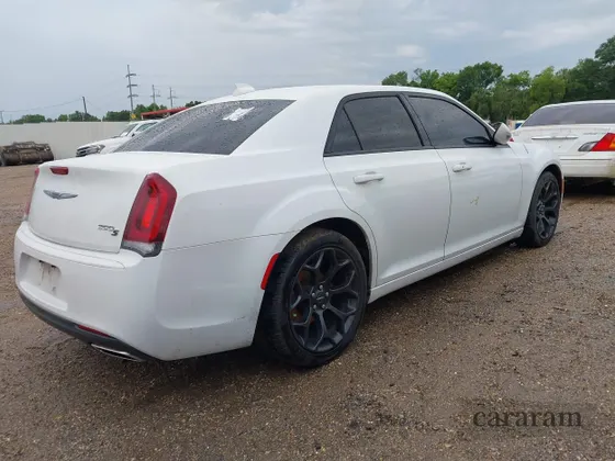 2019 Chrysler 300 S