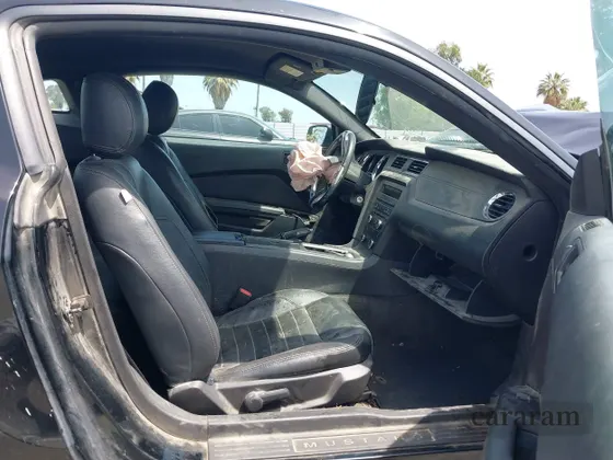 2014 Ford Mustang V6