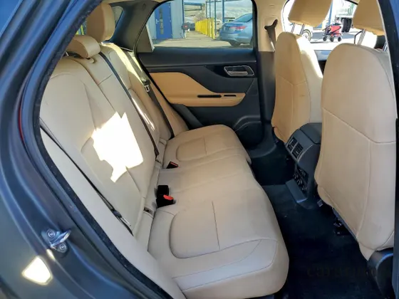 2017 Jaguar F-Pace 35t Premium