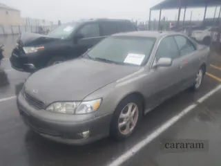 2000 Lexus ES 300