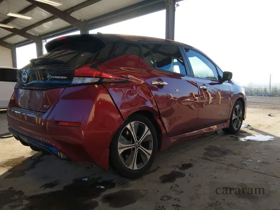 2018 Nissan LEAF SL