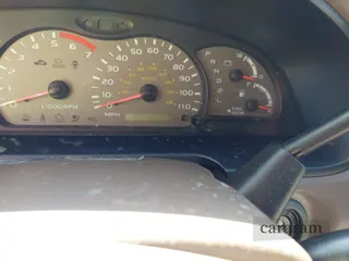 2003 Toyota Sequoia SR5