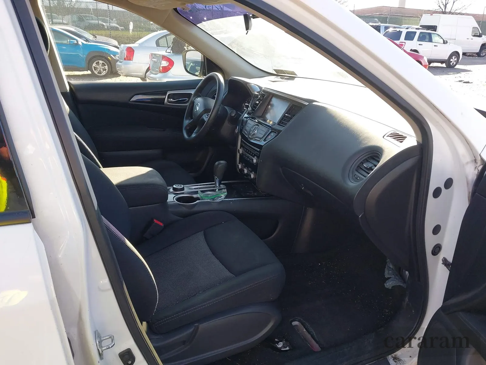 2017 Nissan Pathfinder SL