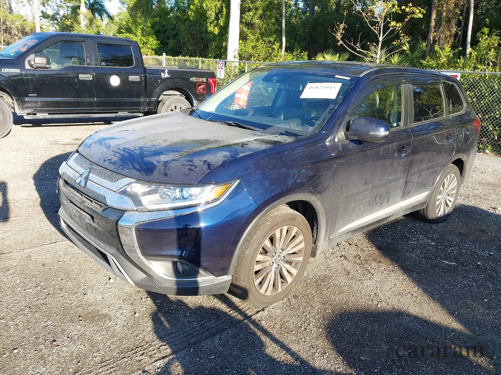 2020 Mitsubishi Outlander SE