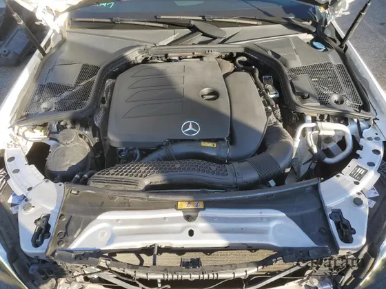 2019 Mercedes-Benz C 300
