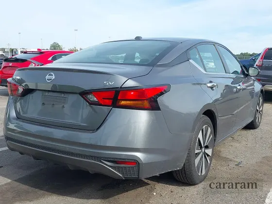 2021 Nissan Altima SV