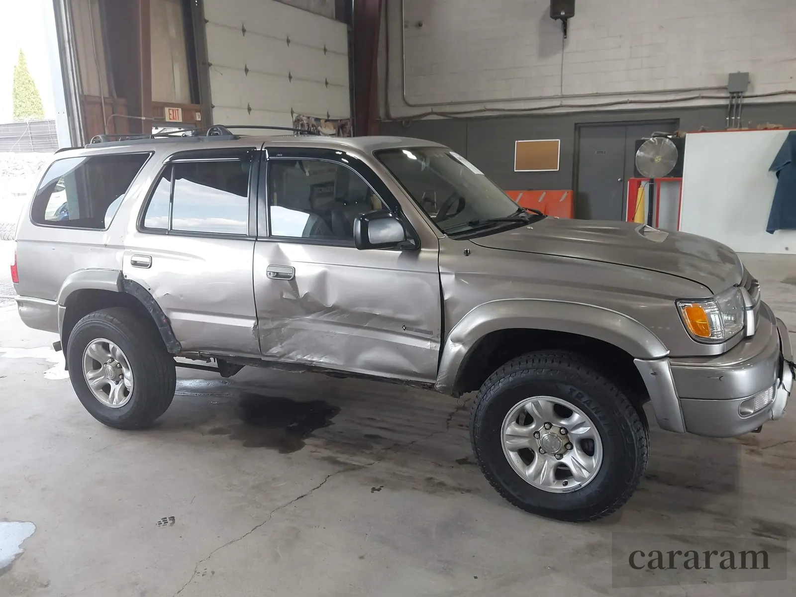 2002 Toyota 4Runner SR5