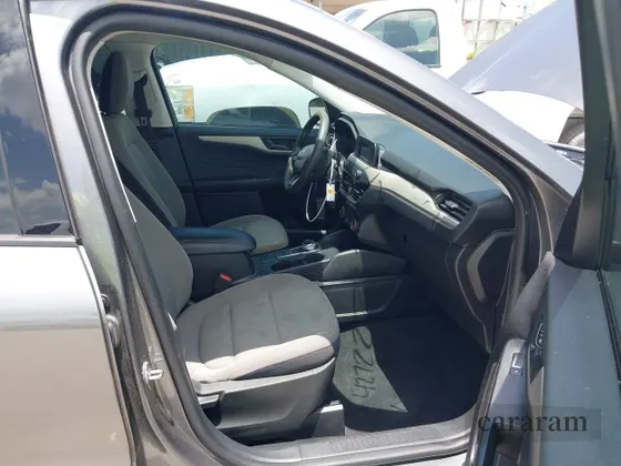 2022 Ford Escape S
