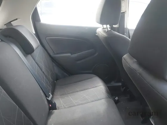 2012 Mazda 2 Sport