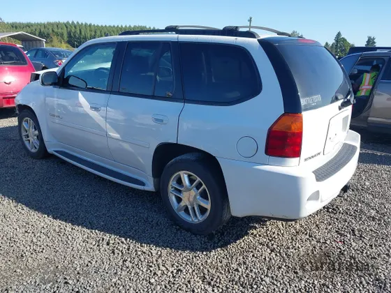 2007 GMC Envoy Denali