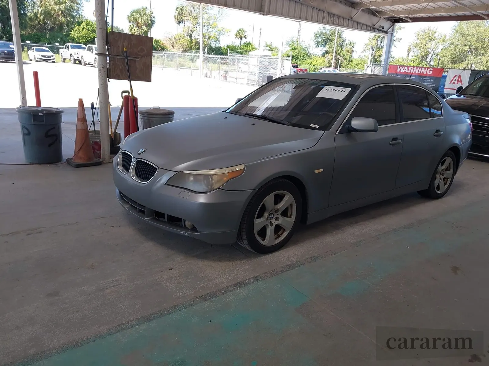 2004 BMW 5 Series 525i