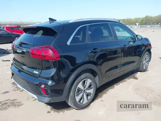 2022 Kia Niro LXS SE