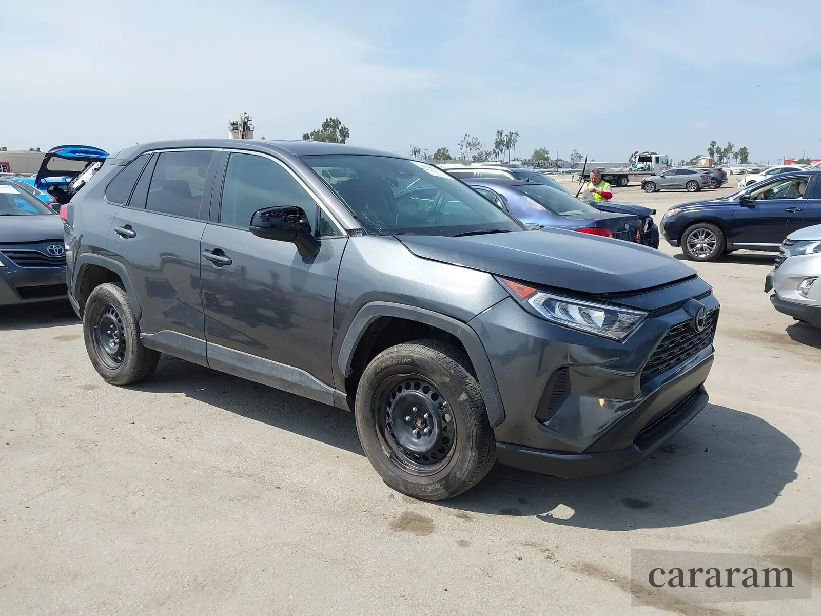 2023 Toyota RAV4 LE
