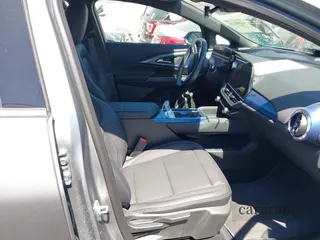 2025 Chevrolet Equinox EV LT2