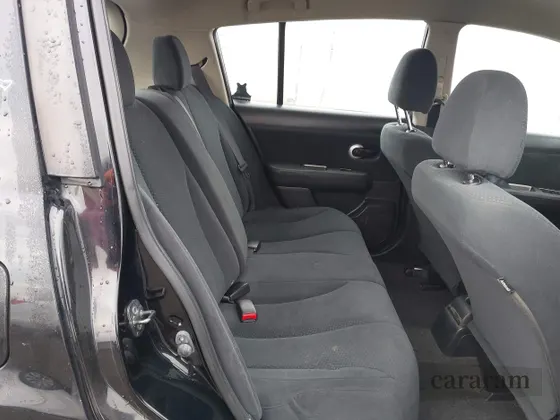 2011 Nissan Versa S