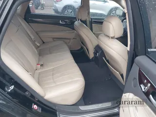 2013 Hyundai Equus Signature
