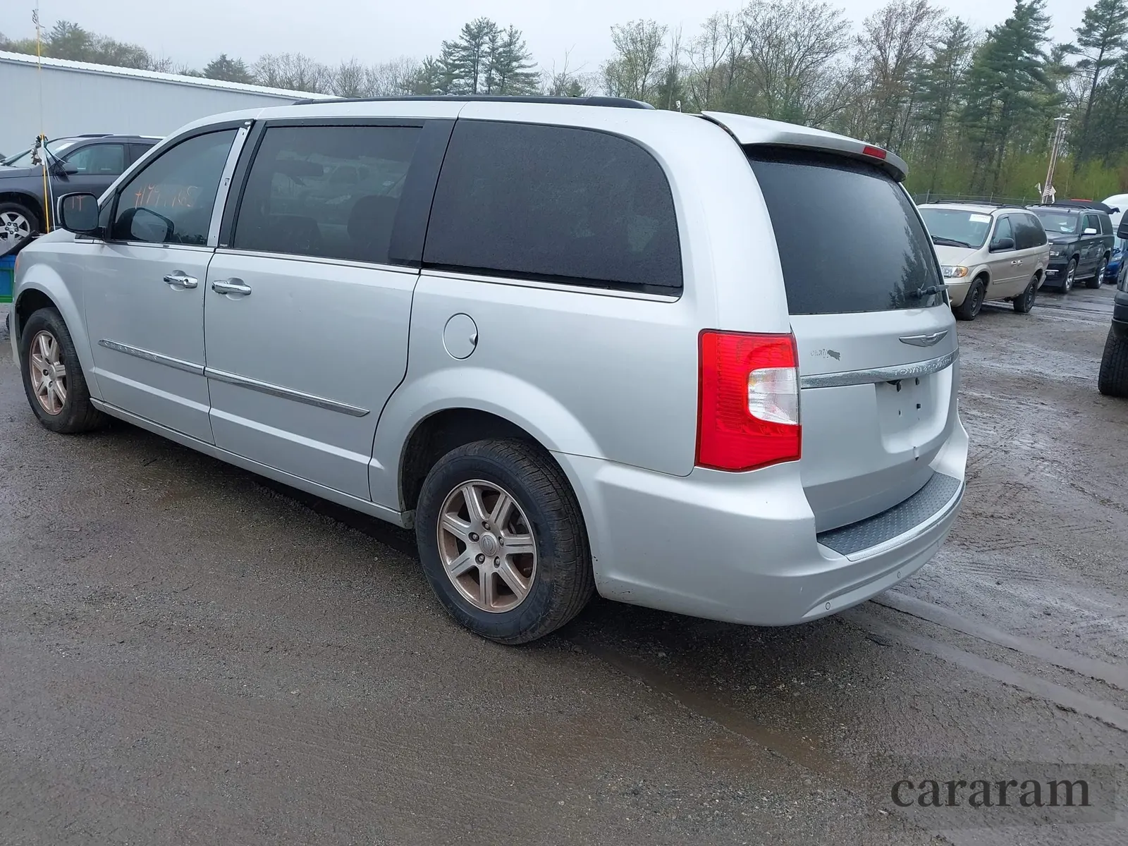 2012 Chrysler Town & Country Touring