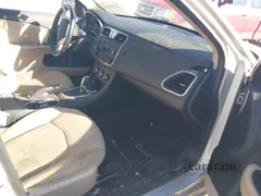 2012 Chrysler 200 Touring
