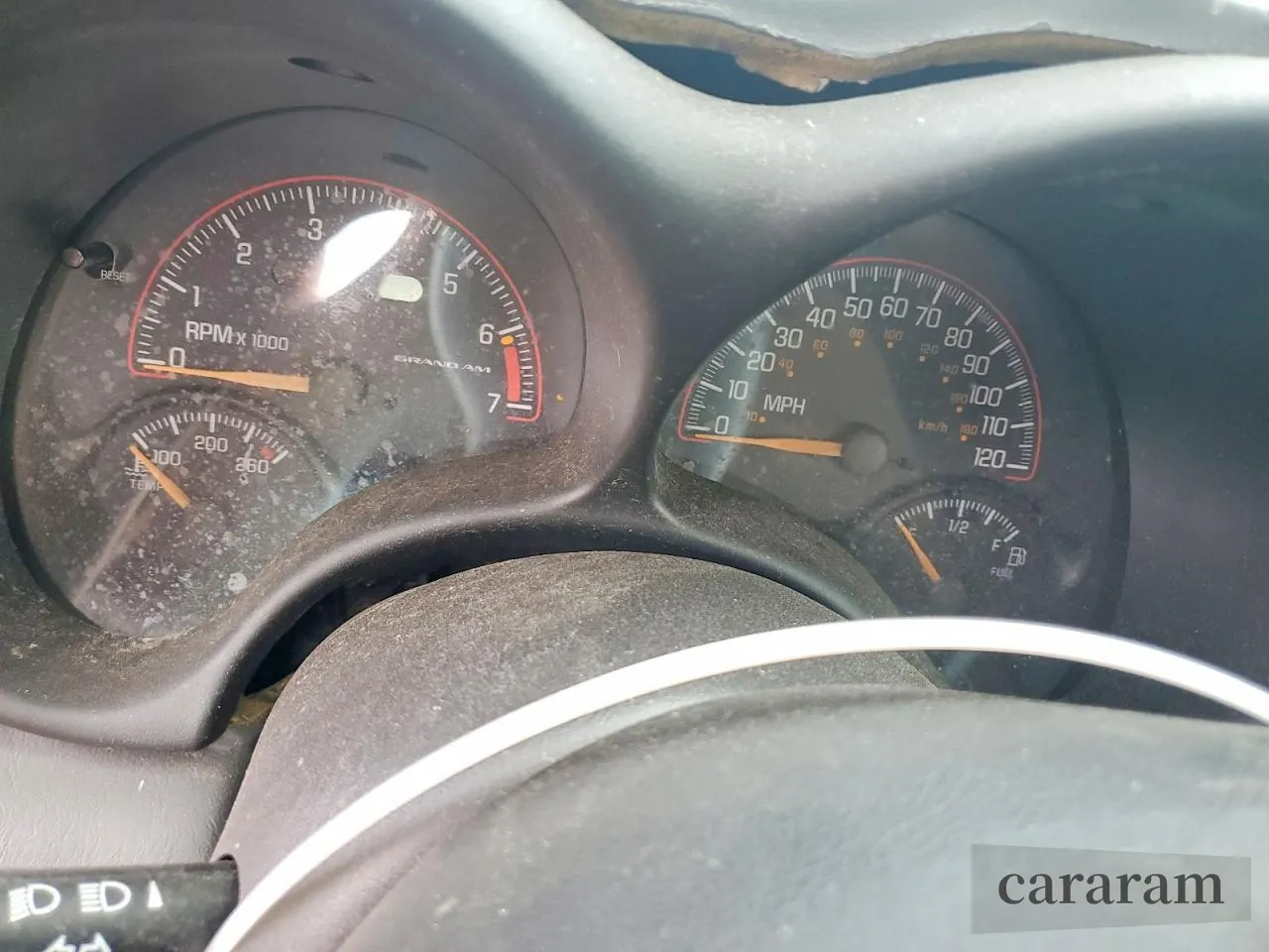 2003 Pontiac Grand Am SE1