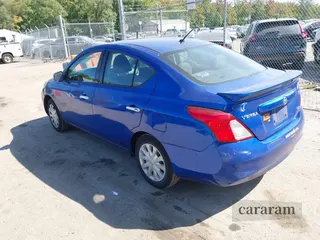 2014 Nissan Versa SV