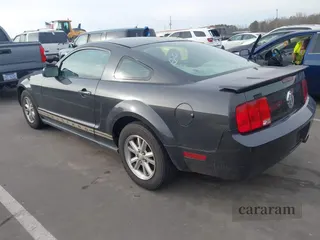 2007 Ford Mustang Deluxe