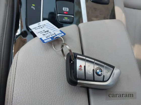 2018 BMW 5 Series 530i