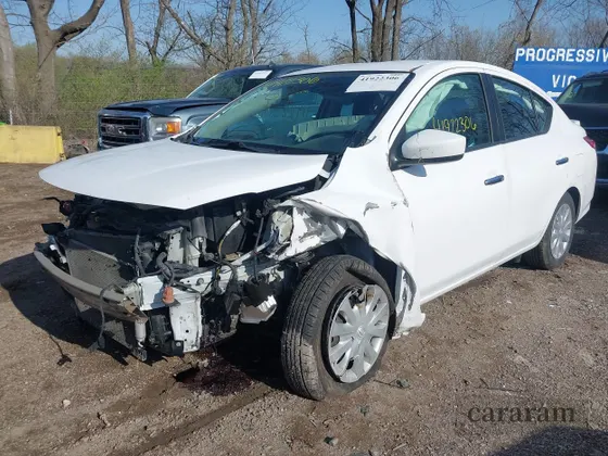 2019 Nissan Versa S Plus