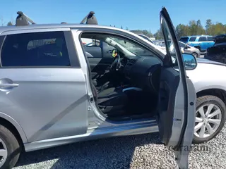 2012 Mitsubishi Outlander SE