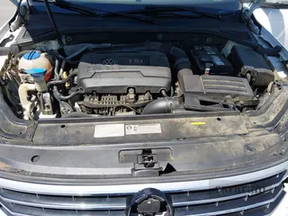 2016 Volkswagen Passat SEL Premium