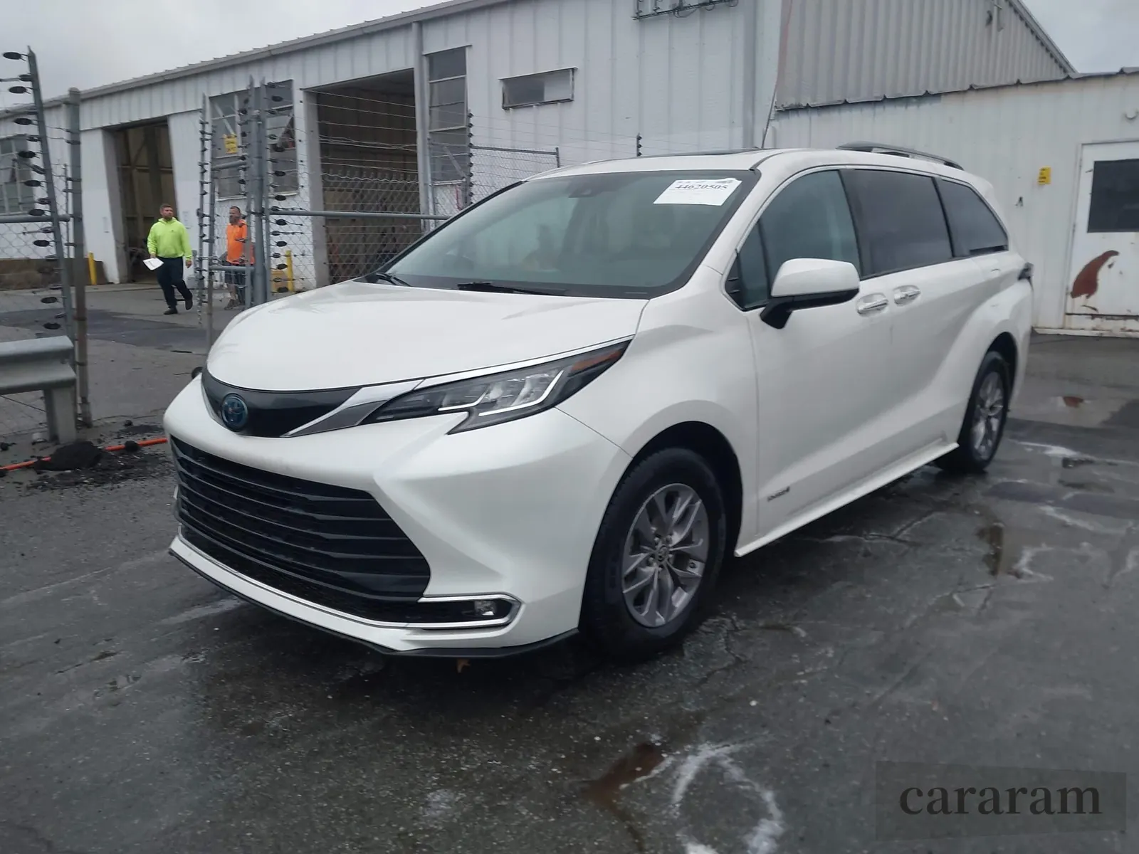 2021 Toyota Sienna XLE