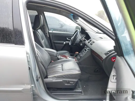 2013 Volvo XC90 Premier Plus