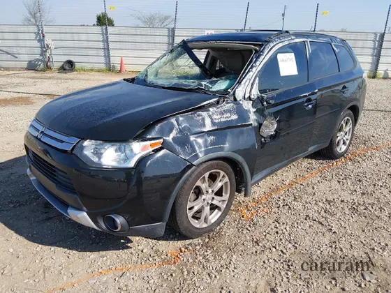2015 Mitsubishi Outlander SE