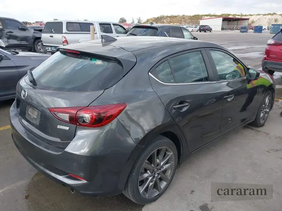 2018 Mazda 3 Grand Touring