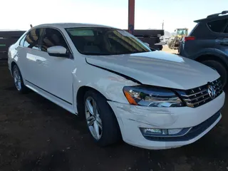 2014 Volkswagen Passat SEL Premium