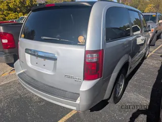 2010 Dodge Grand Caravan SXT
