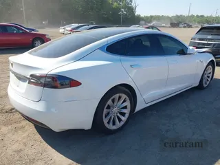 2016 Tesla Model S 70