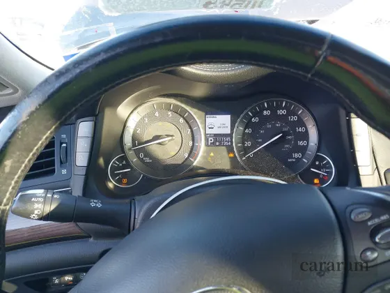 2013 Infiniti M