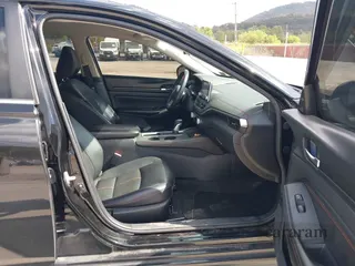 2021 Nissan Altima SR