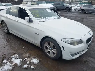2013 BMW 5 Series 528i xDrive