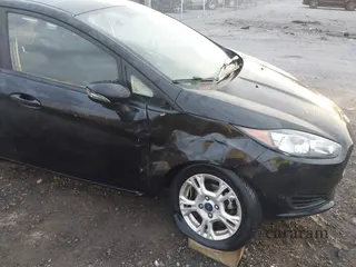 2015 Ford Fiesta SE