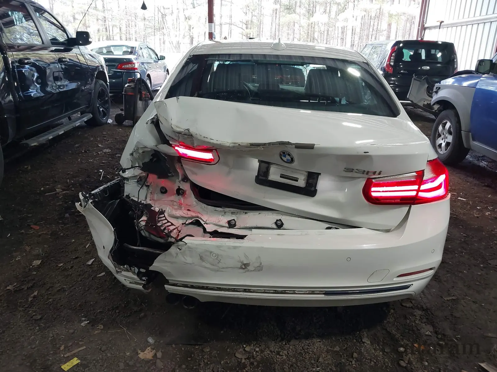2017 BMW 3 Series 330i xDrive