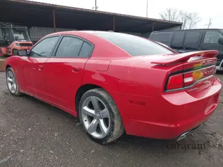 2011 Dodge Charger Road/Track