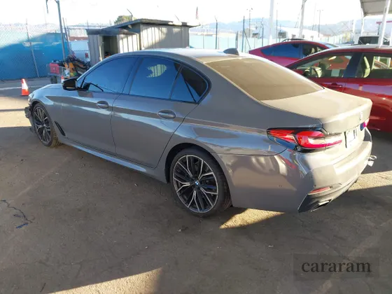 2021 BMW 5 Series 540i