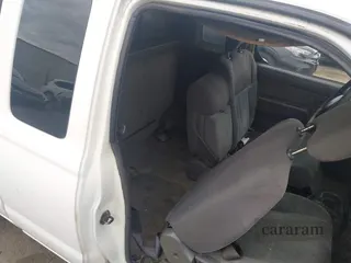 2000 Nissan Frontier XE
