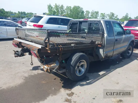2001 Chevrolet S-10 LS